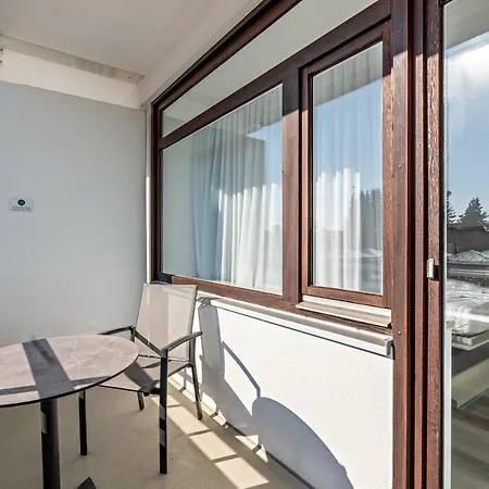 Huber Living Basic 106 Apartment Germering
