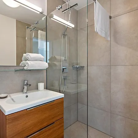 Apartment Huber Living Basic 106 *